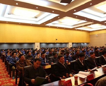 c7c2c2ffc3c4d27f9bf4765fa205af83