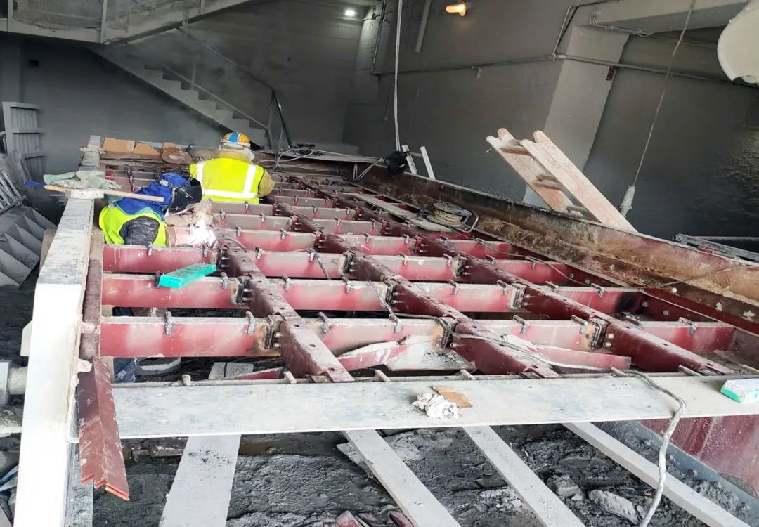 950cae2a5417312f30a9bc50537f2213