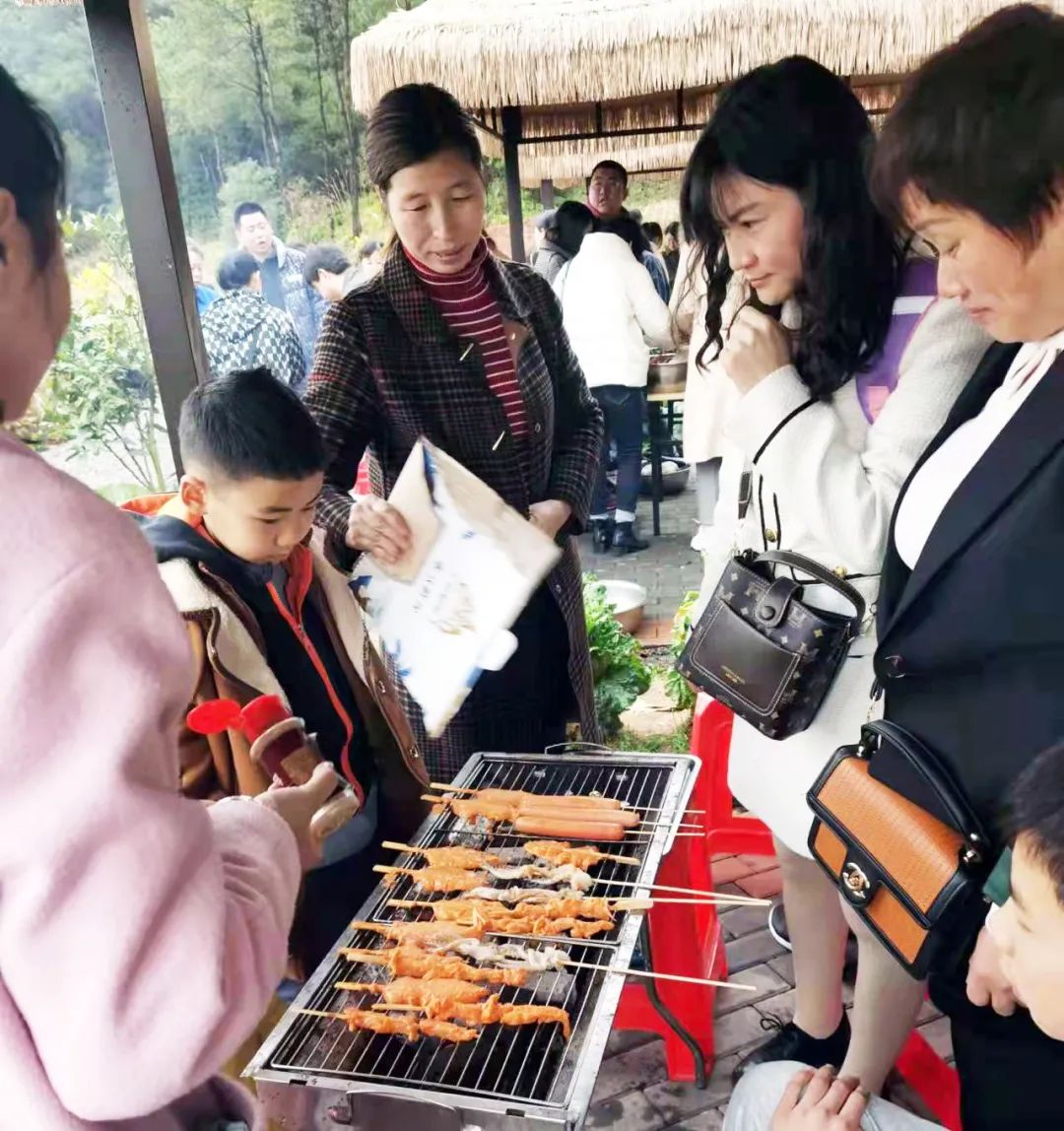 01d1f75e68ec292ba612d7a6fee9939e