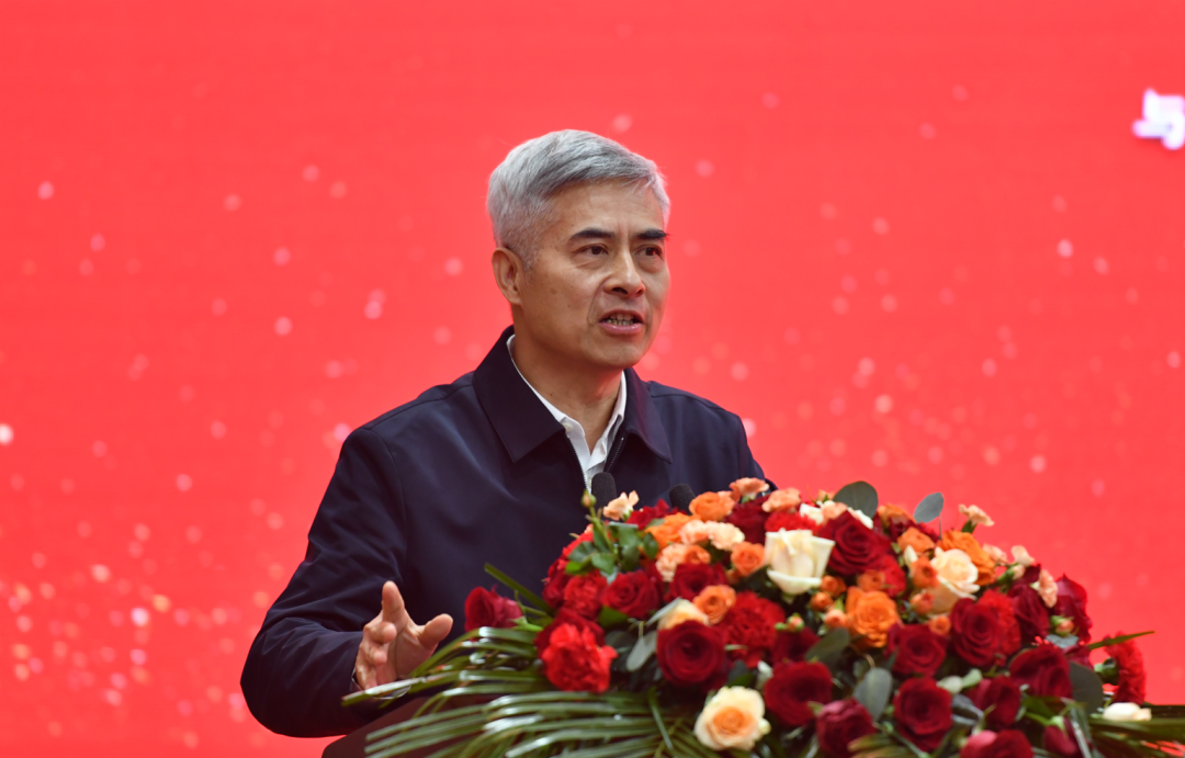 8b31f3d371011b37444af3914fe0402f